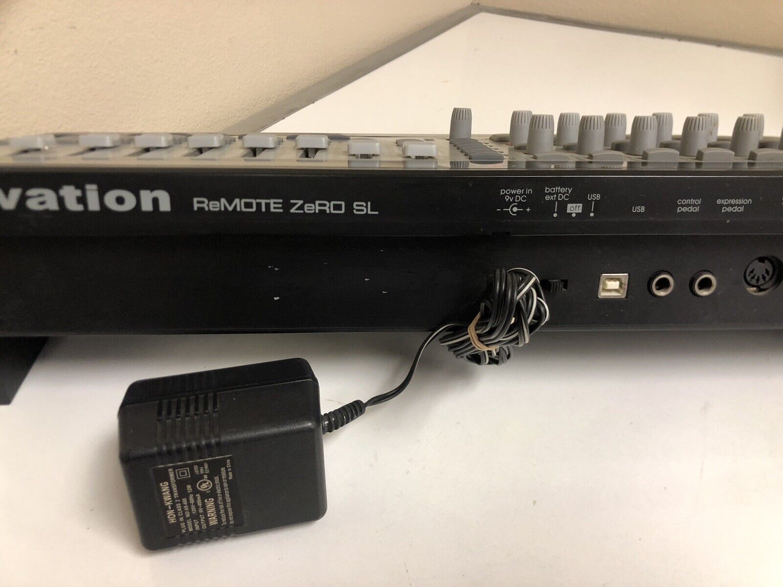 Novation Remote Zero SL Daw and Midi Controller PC/Mac-USB/MIDI - UNTESTED - Fresh Stock Dated February 2026