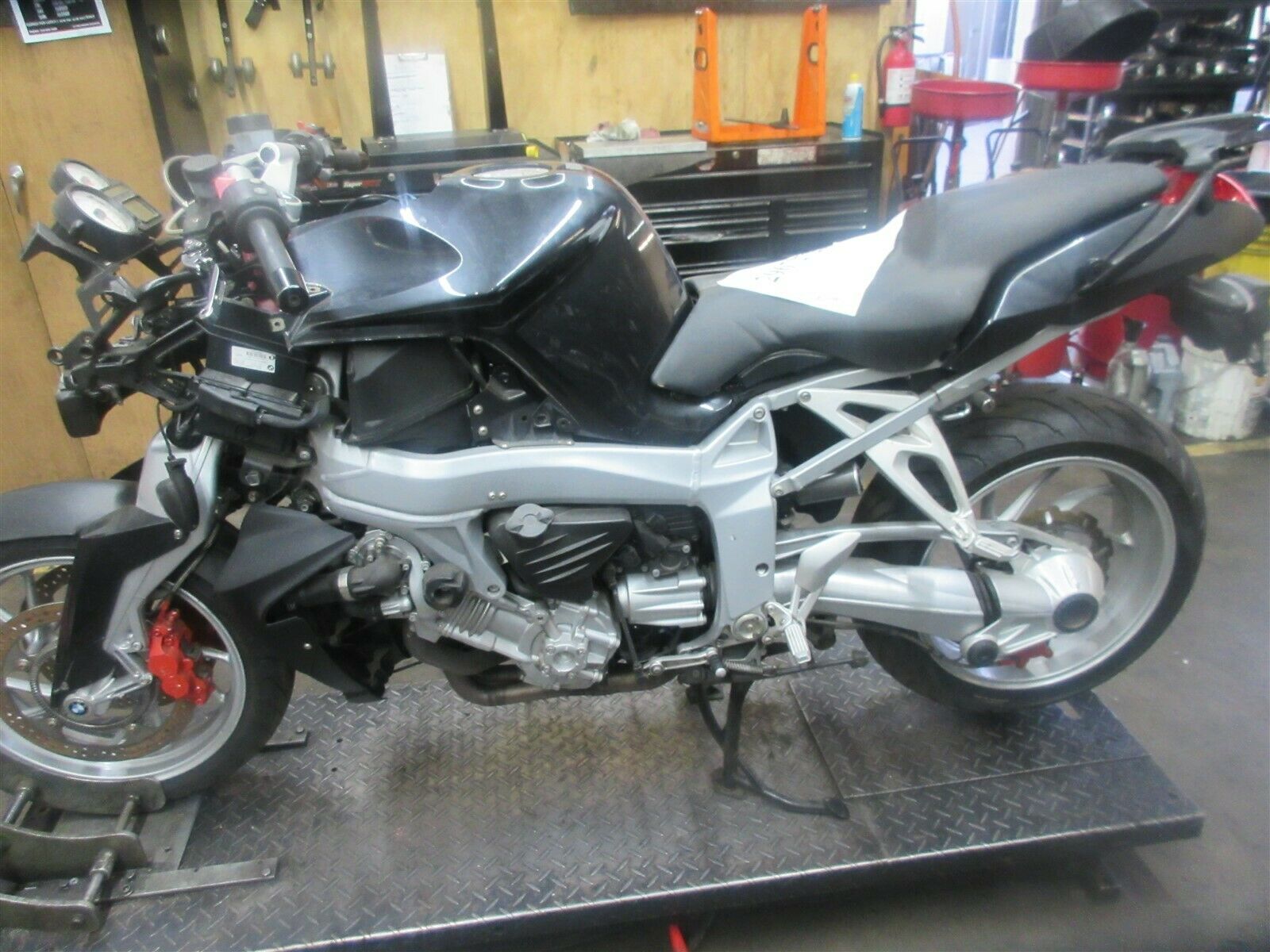 2006 04-08 BMW K1200R K1200 Drive Shaft Driveshaft - Fresh Stock Dated February 2026