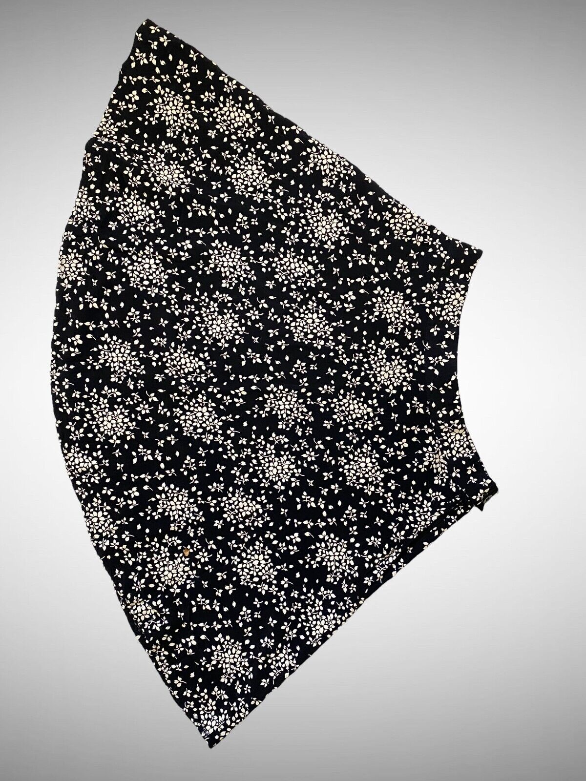 Vintage 1990s Inclinations Black & White Ditzy Floral A-Line Mini Skirt Size 12 - Fresh Stock Dated March 2026