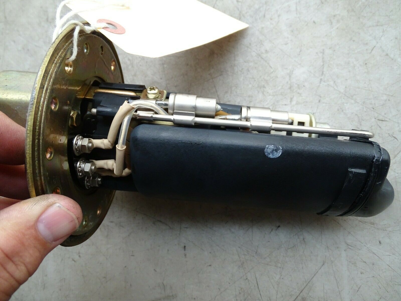 01 02  SUZUKI GSXR 1000 GAS FUEL PUMP E-1245 - Fresh Stock Dated February 2026