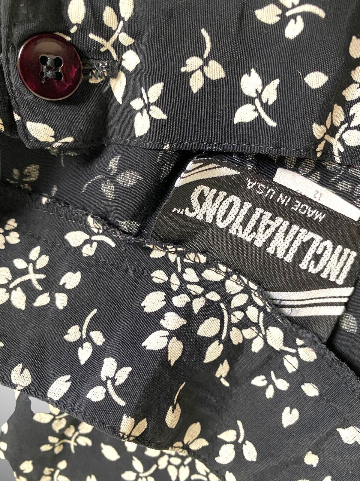 Vintage 1990s Inclinations Black & White Ditzy Floral A-Line Mini Skirt Size 12 - Fresh Stock Dated March 2026