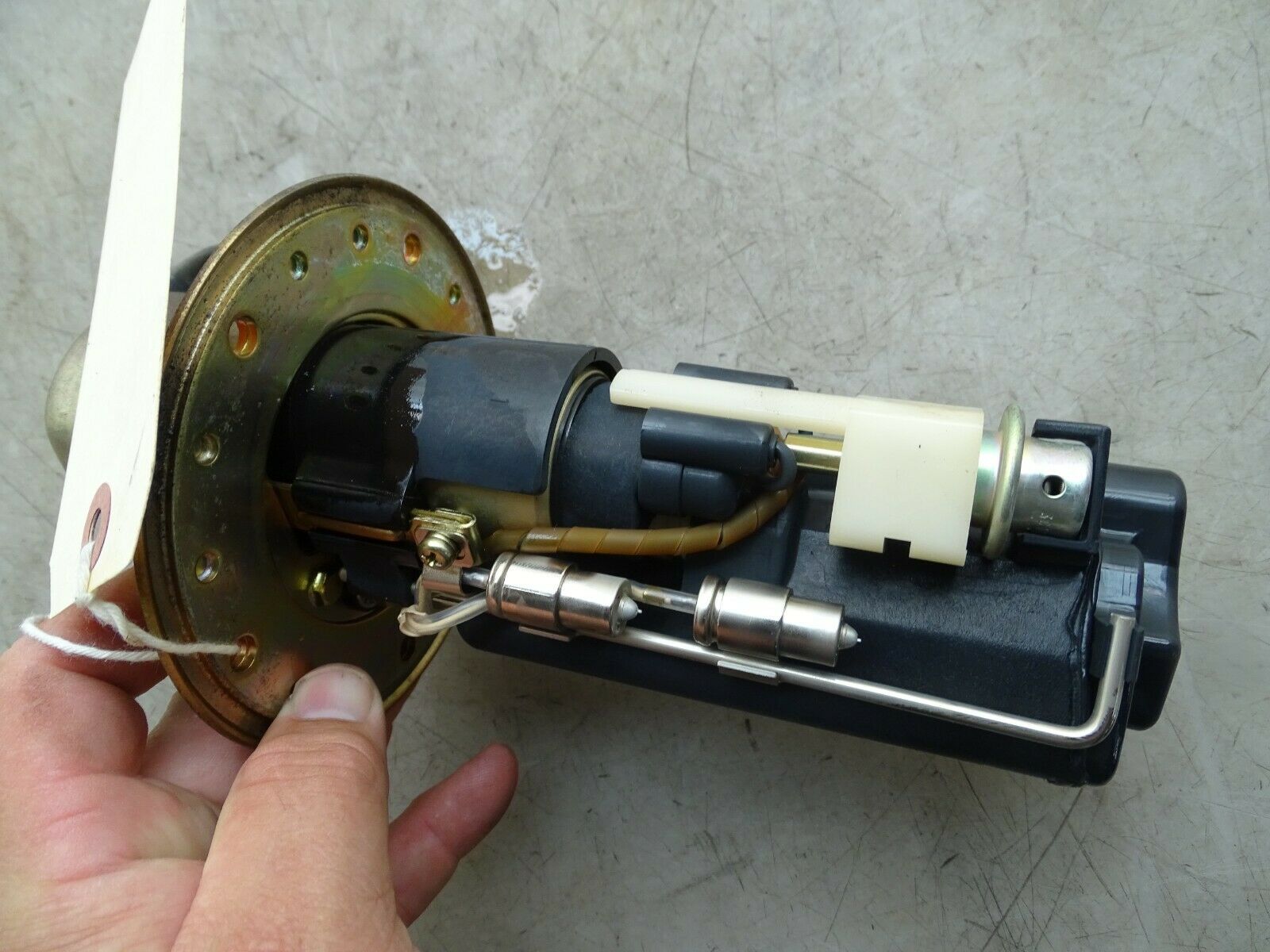 01 02  SUZUKI GSXR 1000 GAS FUEL PUMP E-1245 - Fresh Stock Dated February 2026