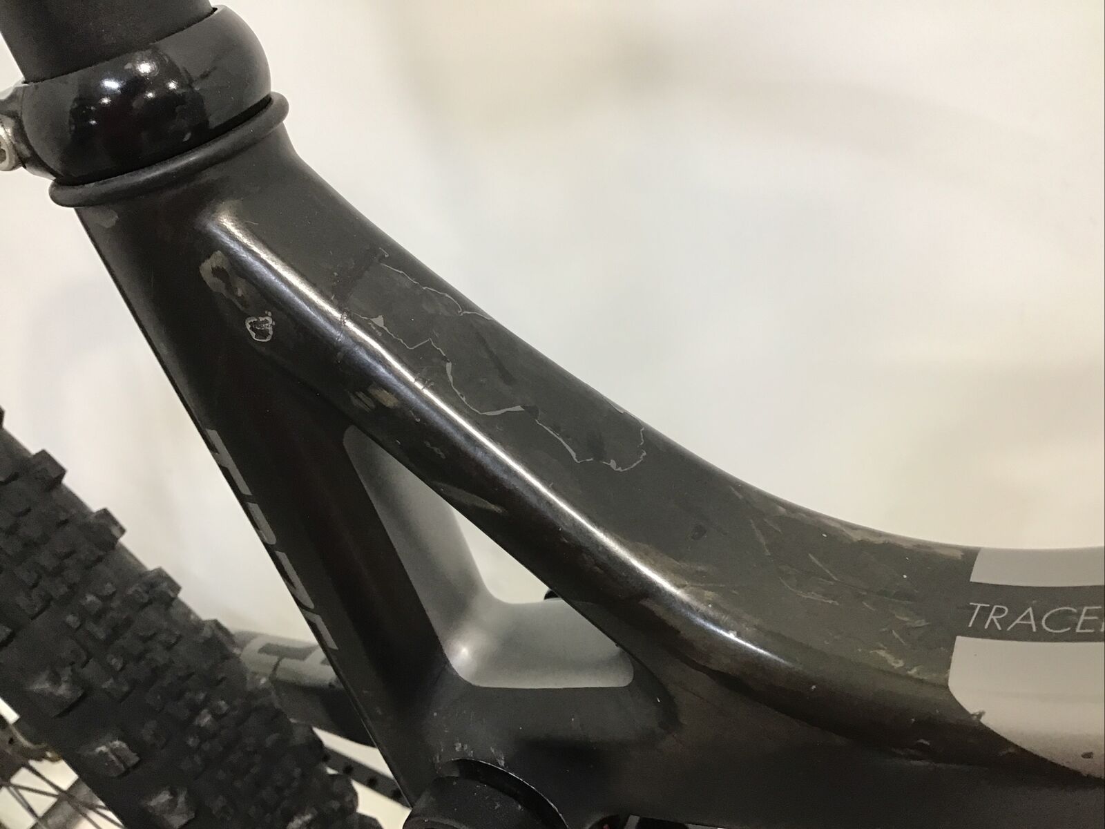 2015 Intense Tracer 275C Pro Mountain Bike Medium Carbon 27.5