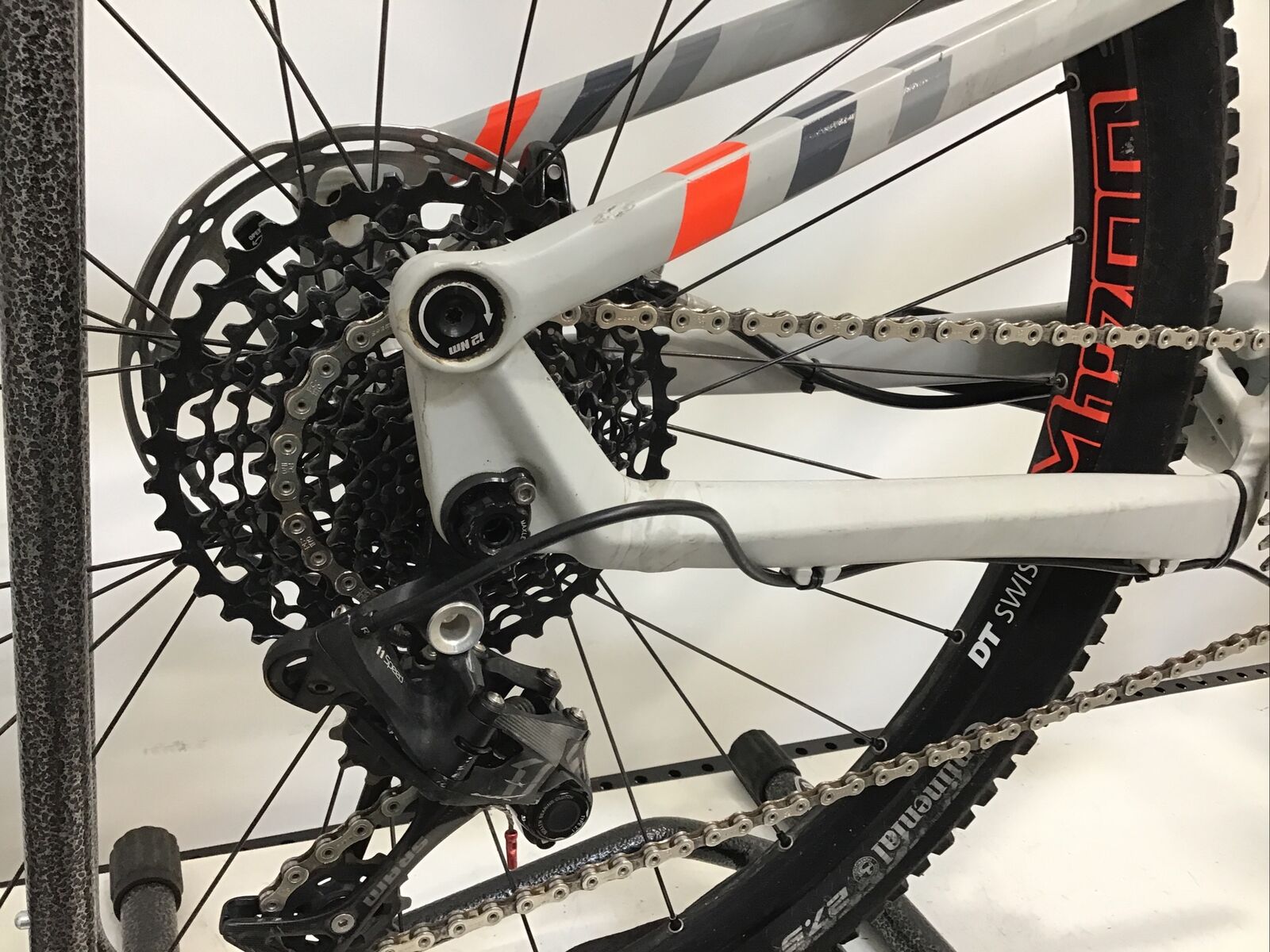 2016 Focus Spine C Factory Mountain Bike Large 27.5