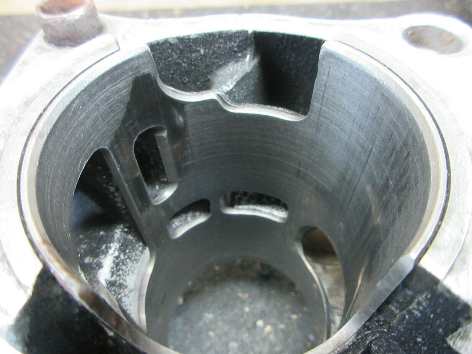 1982 Yamaha YZ125 Cylinder with a good bore 82 YZ 125 5X4-11311-00-00 - Fresh Stock Dated February 2026