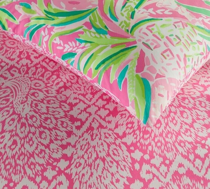 Lilly Pulitzer x Pottery Barn Queen Duvet and Four Shams 'Alotta Colada’ - Fresh Stock Dated December 2025