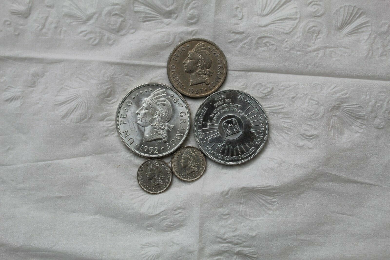 Dominican Republic Silver Coins, 5 total, 1937-74, 10C (2), 50C, 1 Peso (2) - Fresh Stock Dated February 2026