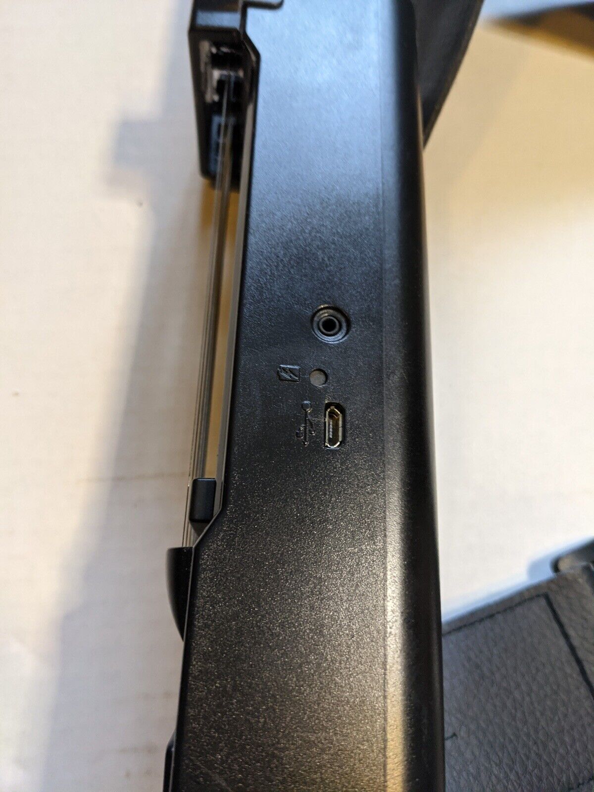 Jamstik+ Smart Guitar. Digital Guitar and Teaching System (app not incl) - Fresh Stock Dated February 2026