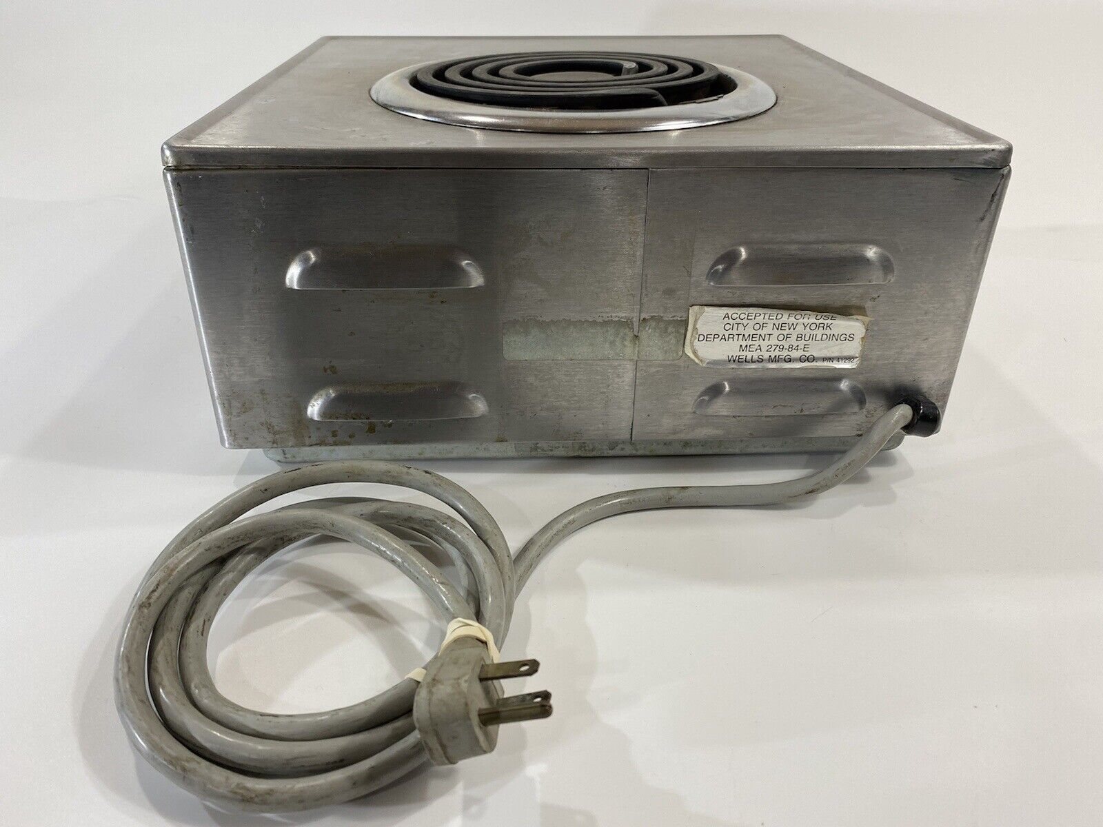 Wells H-33 Electric Hotplate Commercial Single Burner, 120v CounterTop - Fresh Stock Dated February 2026