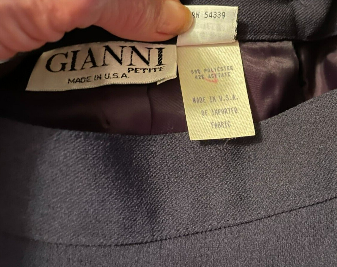 GIANNI PETITES VINTAGE NEW OLD STOCK W/TAGS WOMENS SIZE 10 SKIRT RETAIL 6.00 - Fresh Stock Dated March 2026