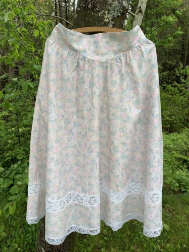 Gunne Sax Skirt by Jessica McClintock Sz13 70s Vintage Flowers and Lace USA Made - Fresh Stock Dated February 2026