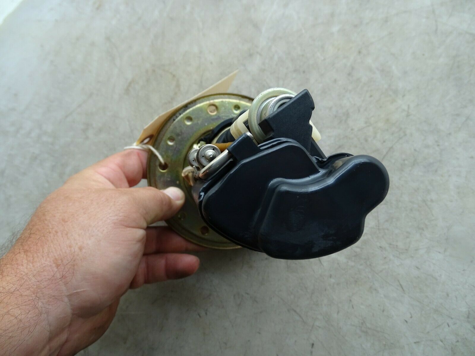 01 02  SUZUKI GSXR 1000 GAS FUEL PUMP E-1245 - Fresh Stock Dated February 2026