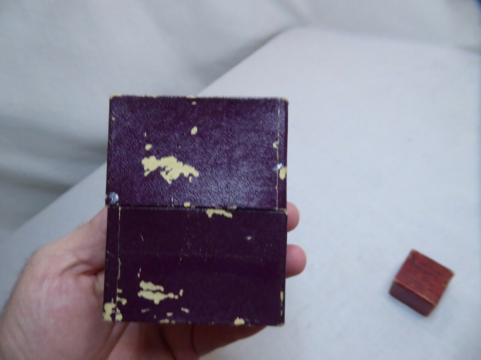 vintage facility jewel ckucks set of 8 with thumb screw adjustment & set of pins - Fresh Stock Dated February 2026