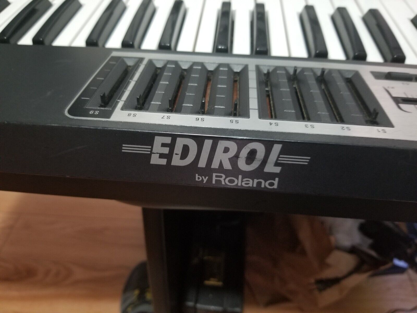 Roland Edirol PCR-800 MIDI Controller 61-key Keyboard - Fresh Stock Dated February 2026