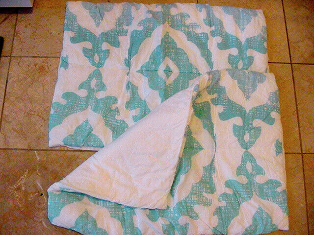 Pottery Barn Kelly Slater Quilted STANDARD SHAMS Shells Aqua Blue White Set 2 - Fresh Stock Dated February 2026