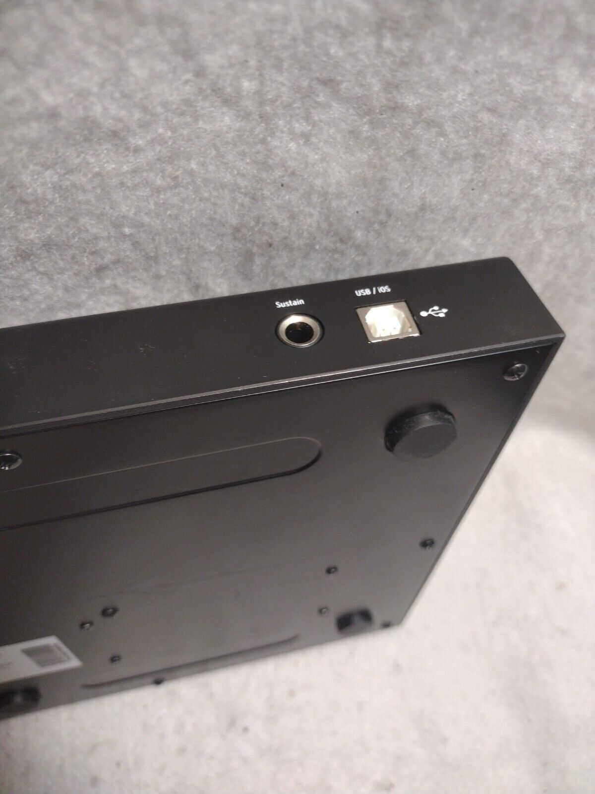 Arturia MiniLab MKII USB MIDI Bus Powered 25-key Keyboard Controller - Fresh Stock Dated February 2026