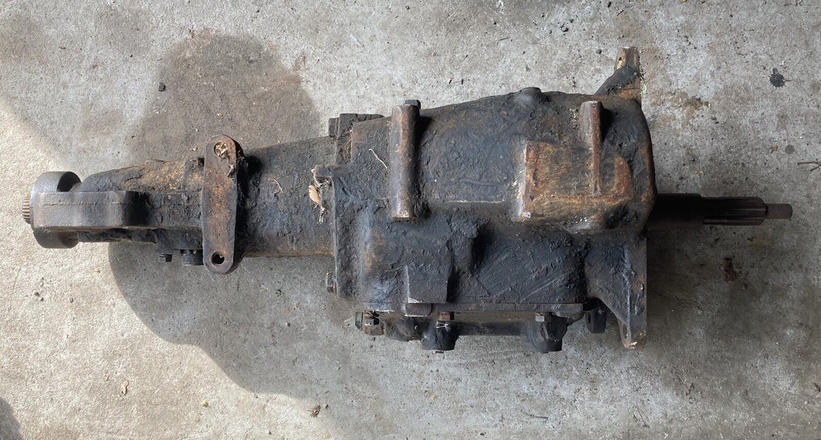 Vintage Original GM Chevy Saginaw 0 ring  4 Speed Transmission Chevrolet 338935 - Fresh Stock Dated February 2026