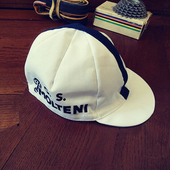 Vintage style Cycling caps - Fresh Stock Dated December 2025