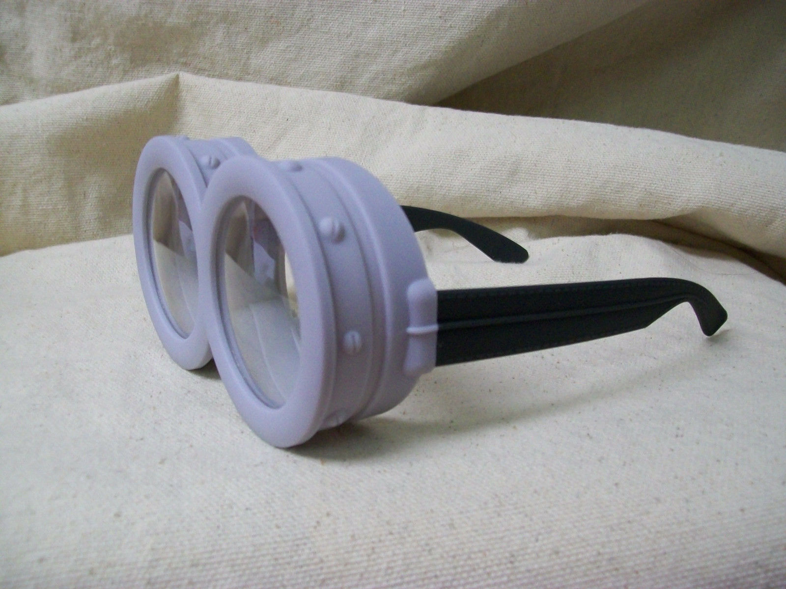 Licensed Minions Costume Goggles Glasses Cartoon Despicable Me Minion Bob Kevin - Fresh Stock Dated February 2026