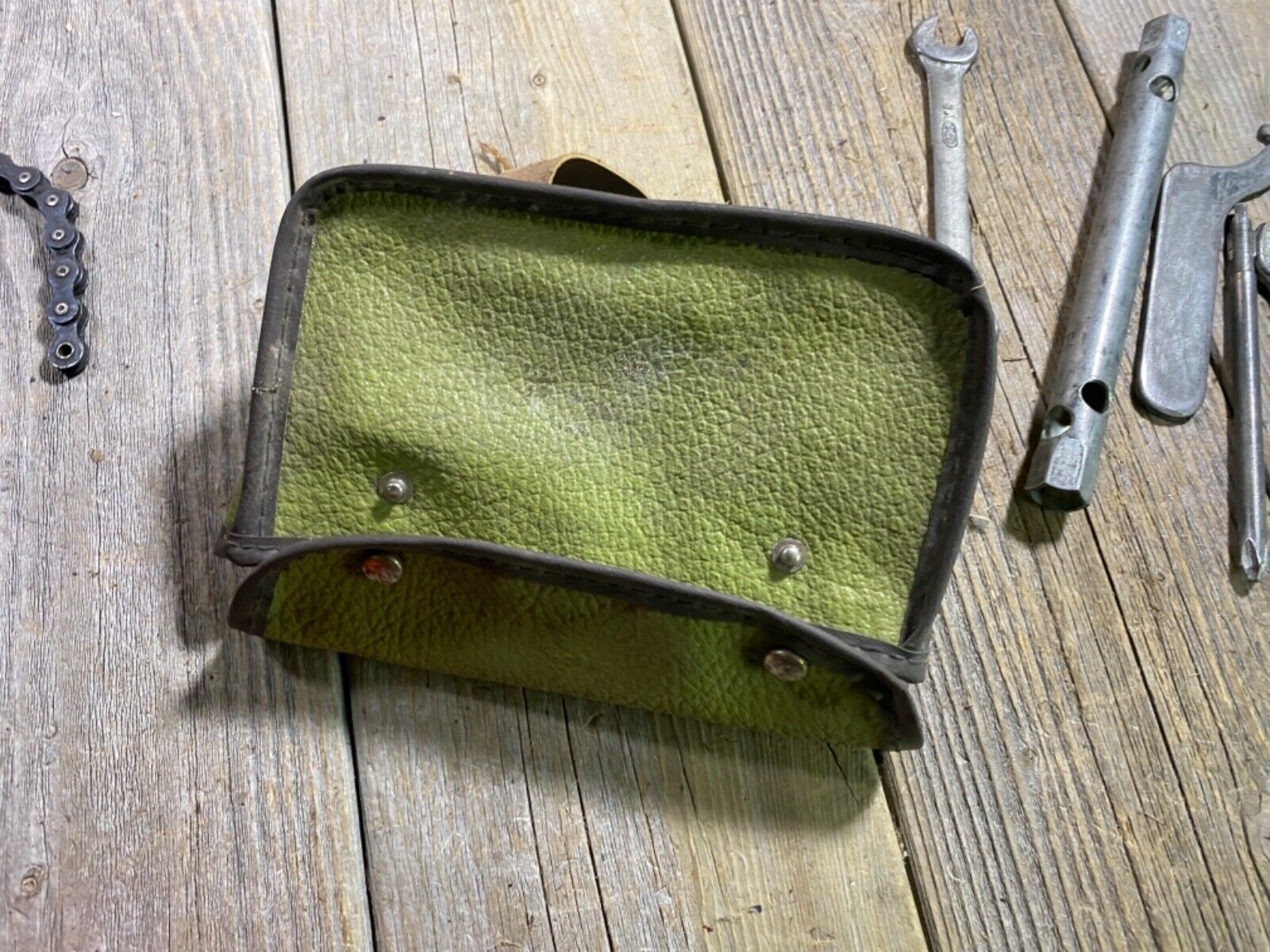 VINTAGE ANTIQUE BIKE BICYCLE SADDLE BAG TOOL BAG TOOL POUCH MOPED MOTORCYCLE - Fresh Stock Dated December 2025