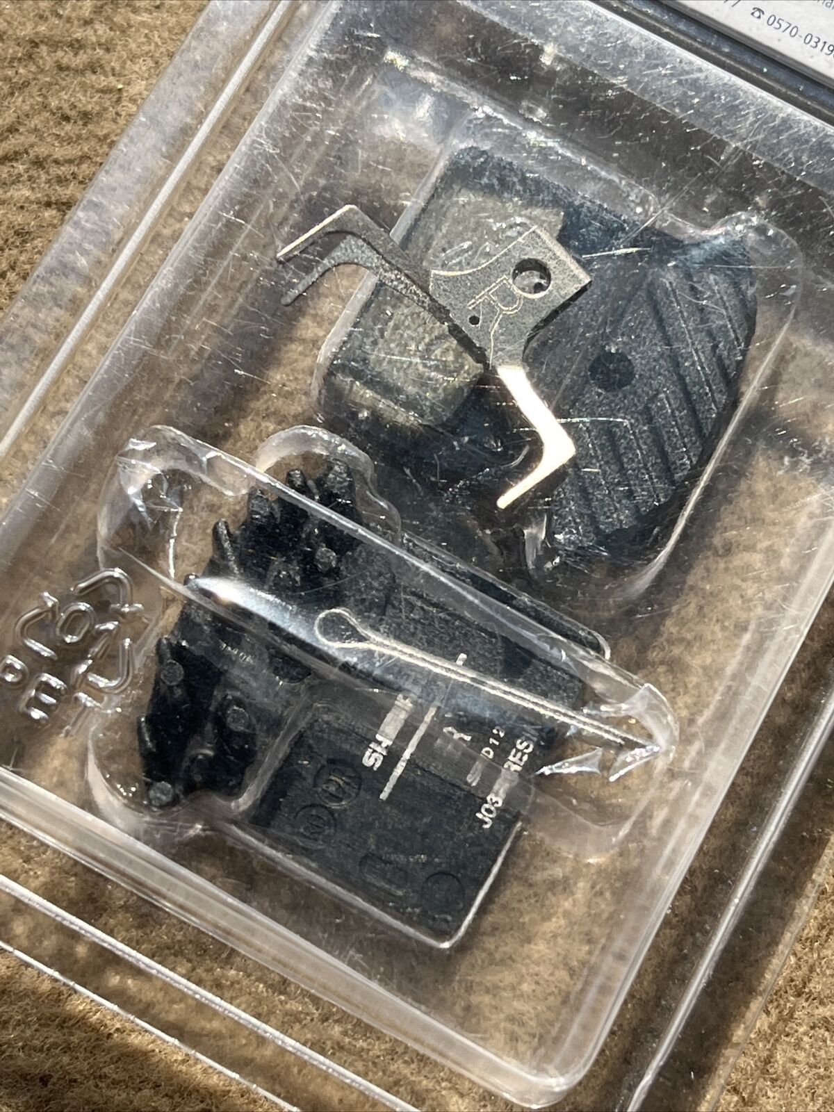 Shimano Disc Brake pads deore xt slx alfine jo3a resin with spring - Fresh Stock Dated February 2026