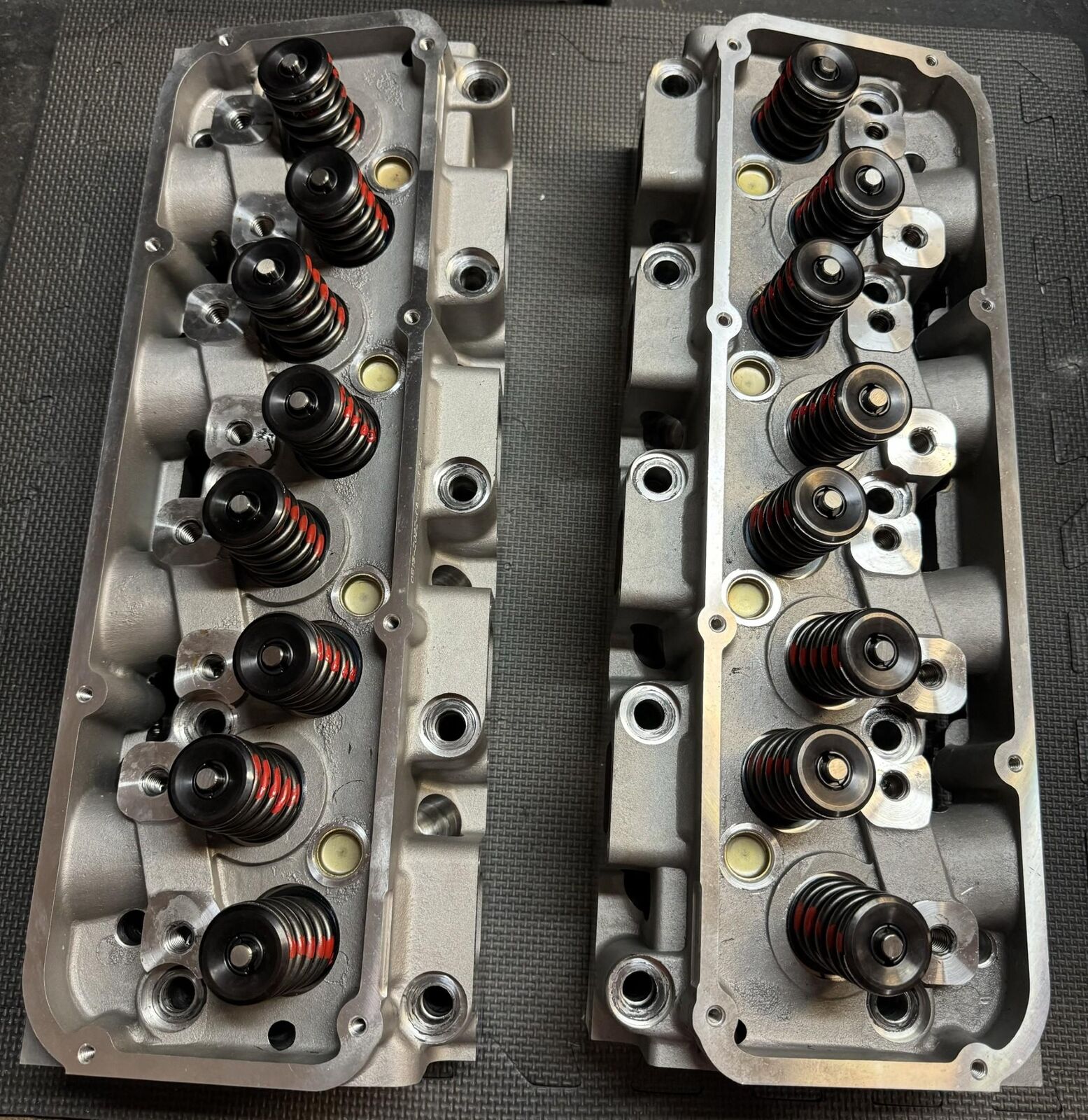 Ford 302 351C Cleveland 220cc 64cc Hydraulic Roller Assembled Cylinder Heads - Fresh Stock Dated February 2026