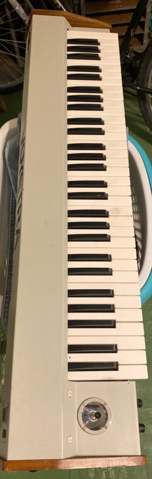 Octave Plateau Voyetra vpk-5 keyboard controller for the Voyetra 8 - Fresh Stock Dated February 2026