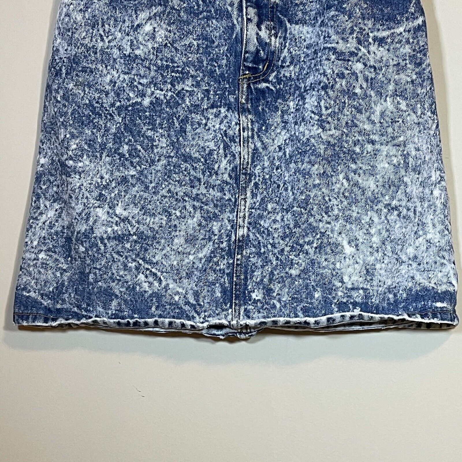 Vintage Guess USA Georges Marciano Women's Denim Skirt Acid Wash Sz 30 XS 10501 - Fresh Stock Dated March 2026