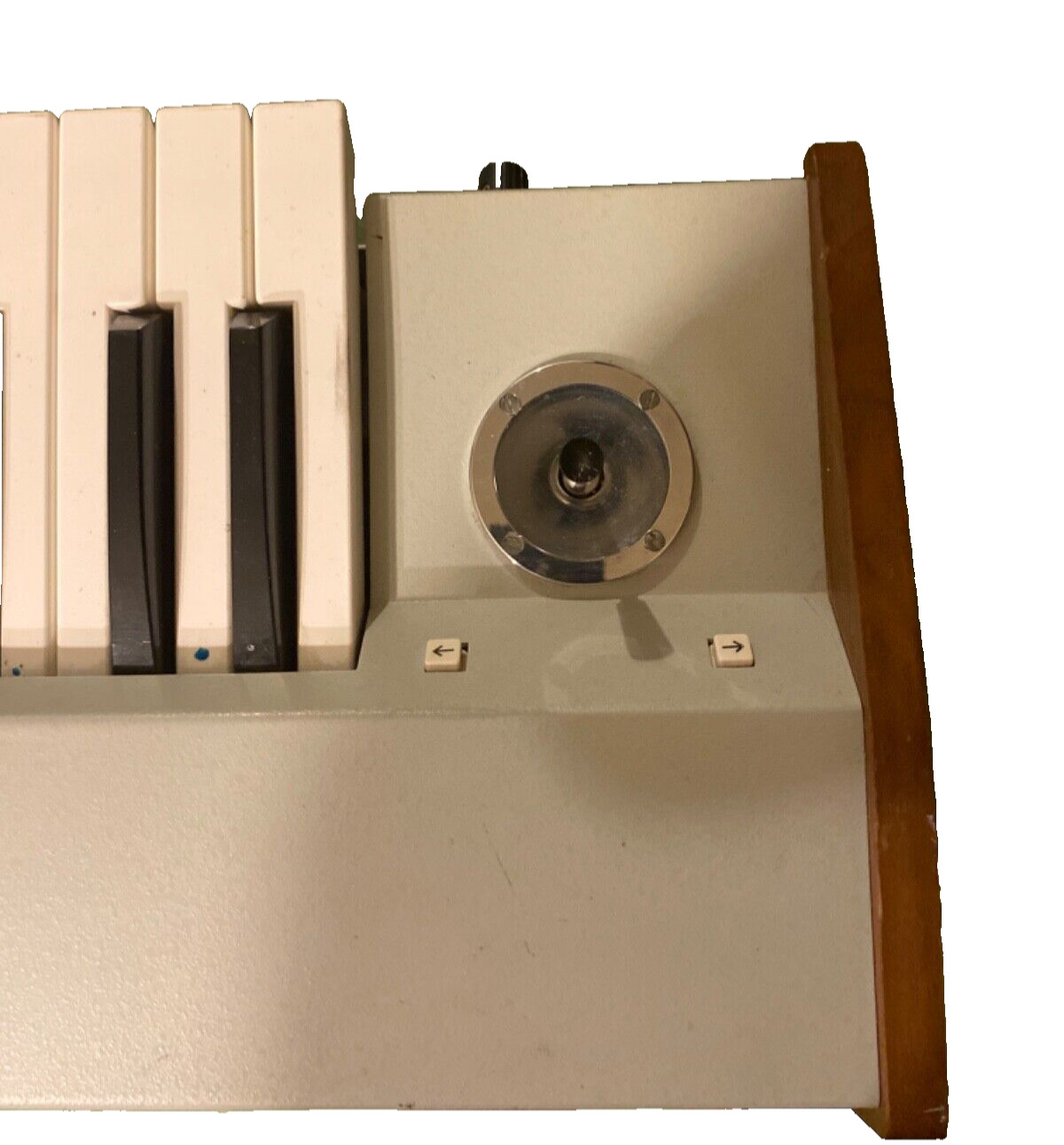 Octave Plateau Voyetra vpk-5 keyboard controller for the Voyetra 8 - Fresh Stock Dated February 2026