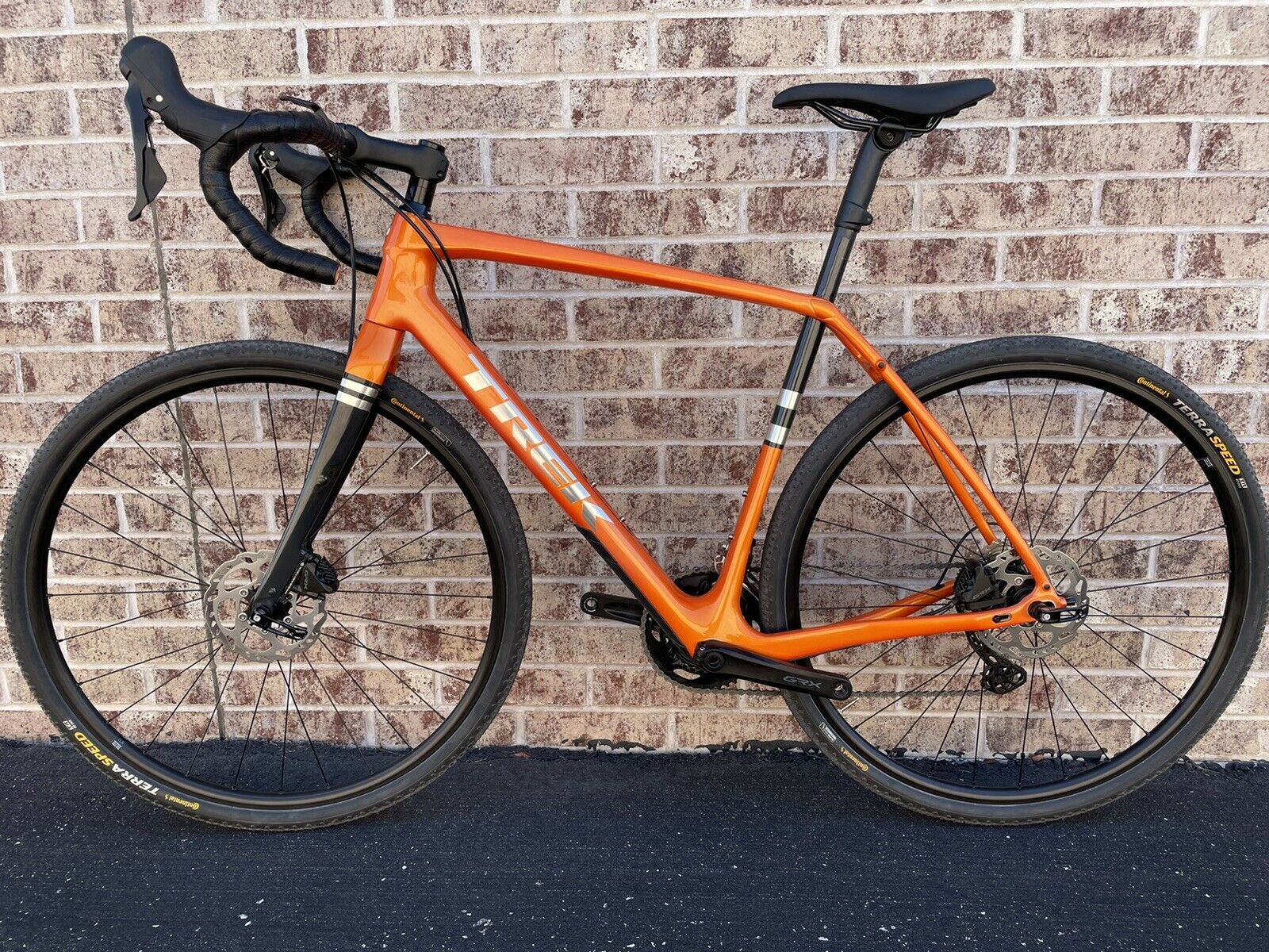 2021 Trek Checkpoint SL5 56cm Orange - Fresh Stock Dated February 2026