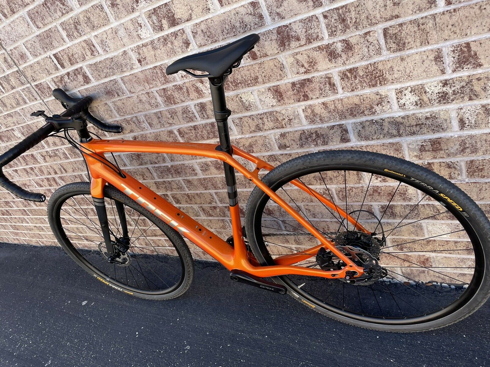 2021 Trek Checkpoint SL5 56cm Orange - Fresh Stock Dated February 2026