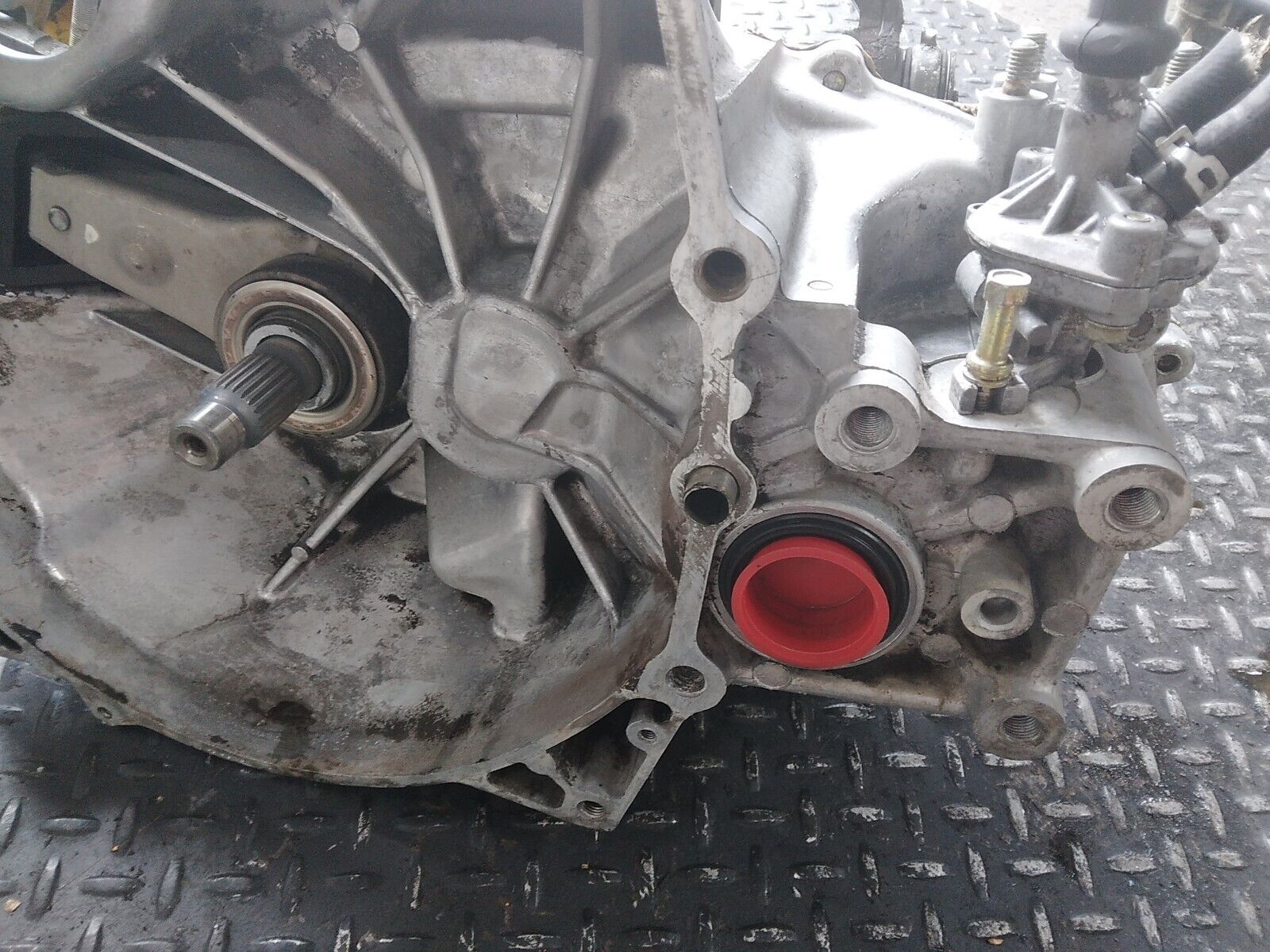 1988-1990 Honda Prelude 2.0L Manual 5 Speed Transmission Gearbox D2M4 - Fresh Stock Dated February 2026