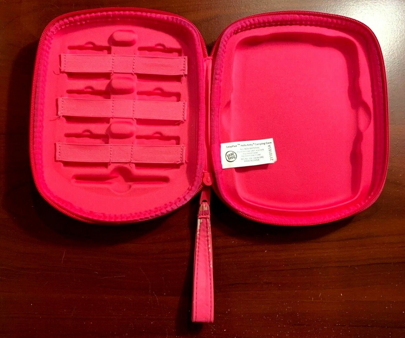 LeapFrog  LeapPad 1, 2, or 3 Explorer Carrying Case - Hello Kitty - Very Good - Fresh Stock Dated December 2025