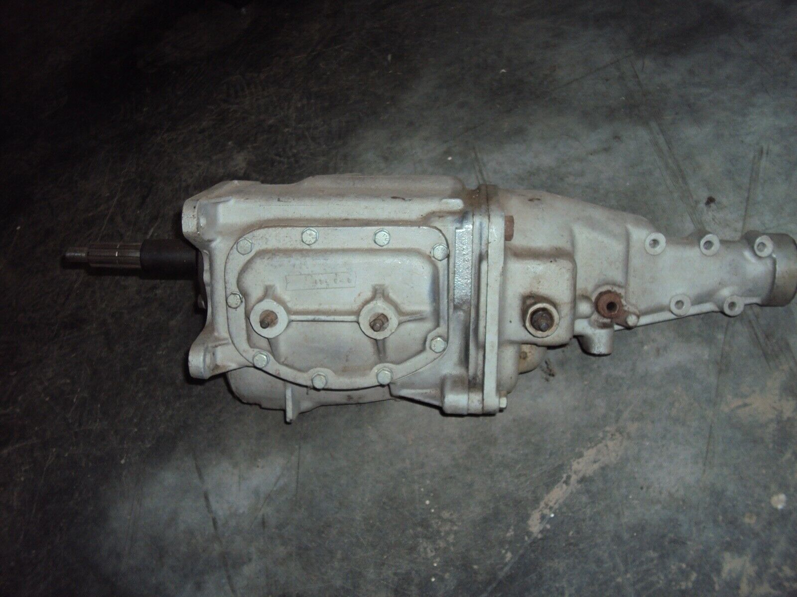 BORG WARNER T-10 4-SPEED TRANSMISSION 1961 CORVETTE / 409 IMPALA - Fresh Stock Dated February 2026