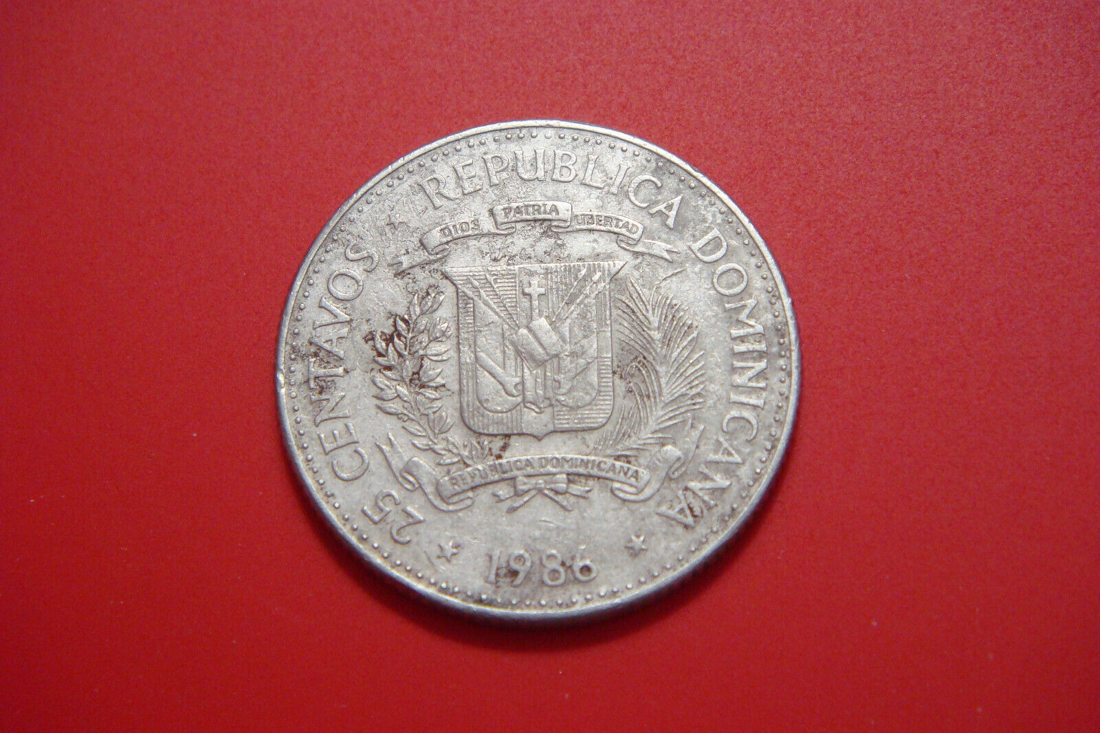 REPUBLICA DOMINICANA 25 CENTAVOS 1986  Mirable Sisters - Fresh Stock Dated December 2025