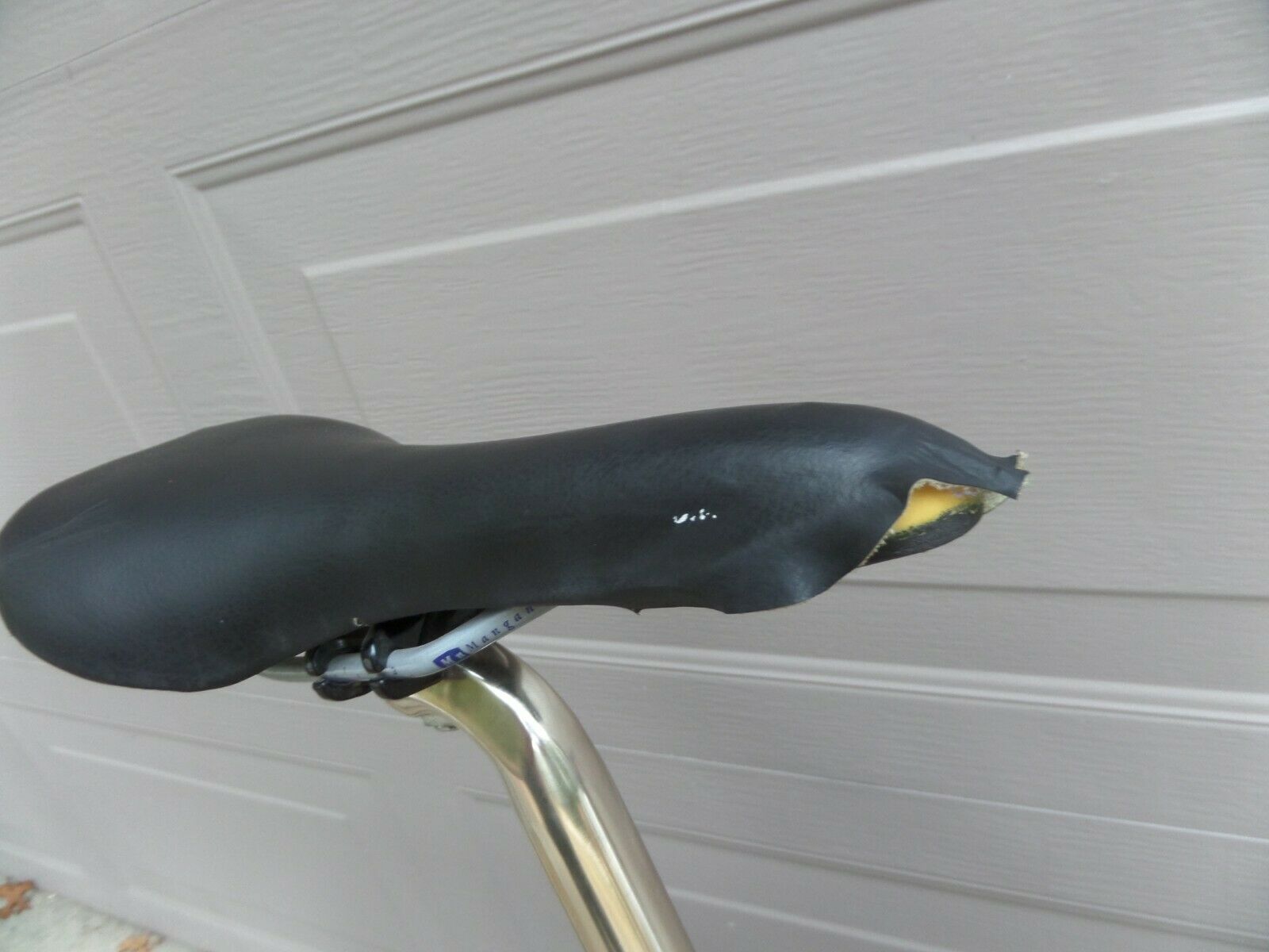 Vintage Cannon Super V 1000 Carbon Fiber mountain bike. - Fresh Stock Dated February 2026