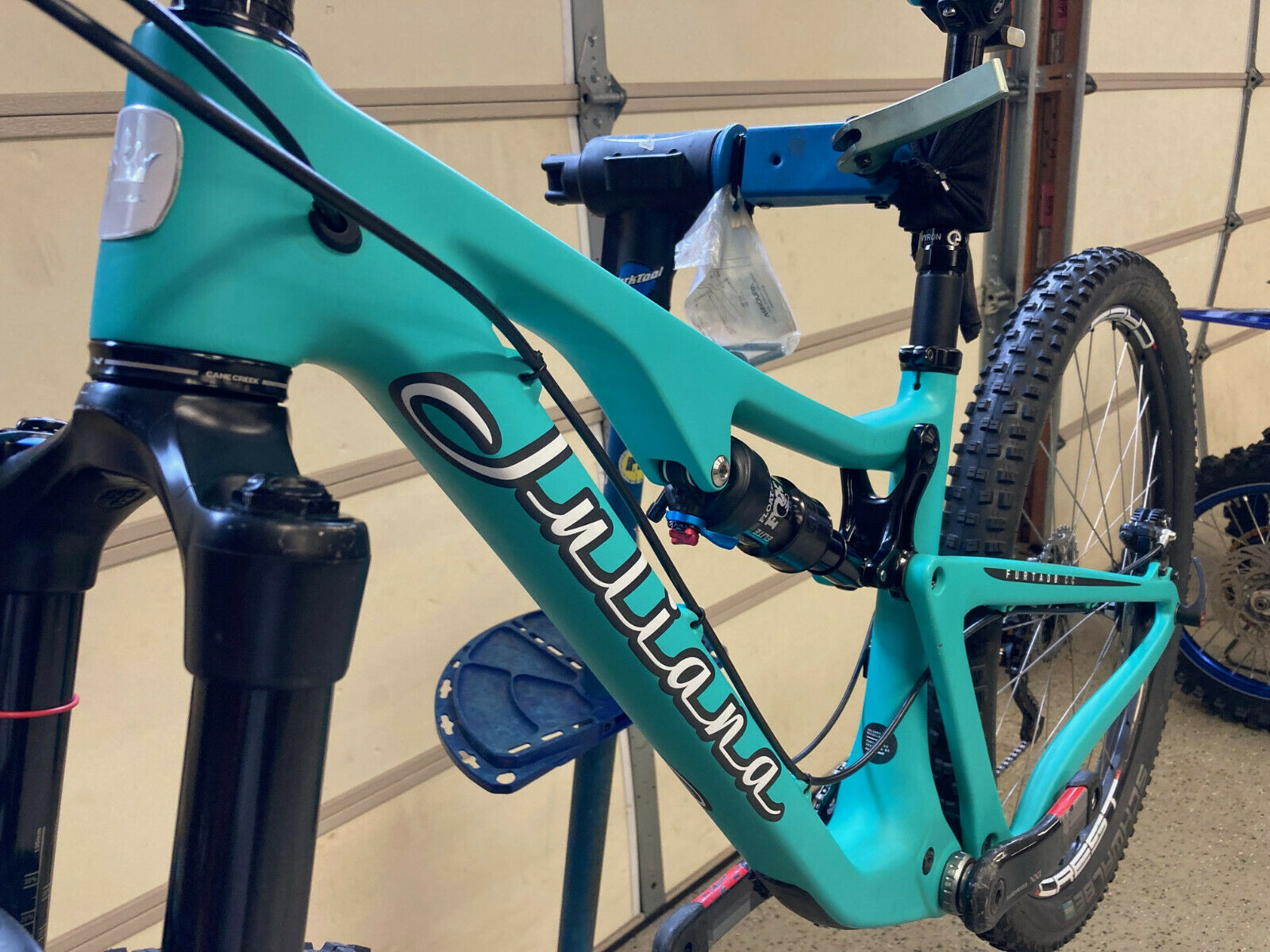 2017 Juliana Furtado CC V2 / Santa Cruz 5010 V2  XS, 27.5 / 650B, 130/130 travel - Fresh Stock Dated February 2026