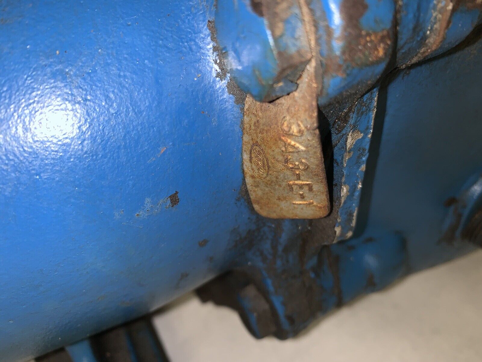 Ford Borgwarner T10 4 Speed Transmission Hurst Shifter Galaxy J17613 - Fresh Stock Dated February 2026