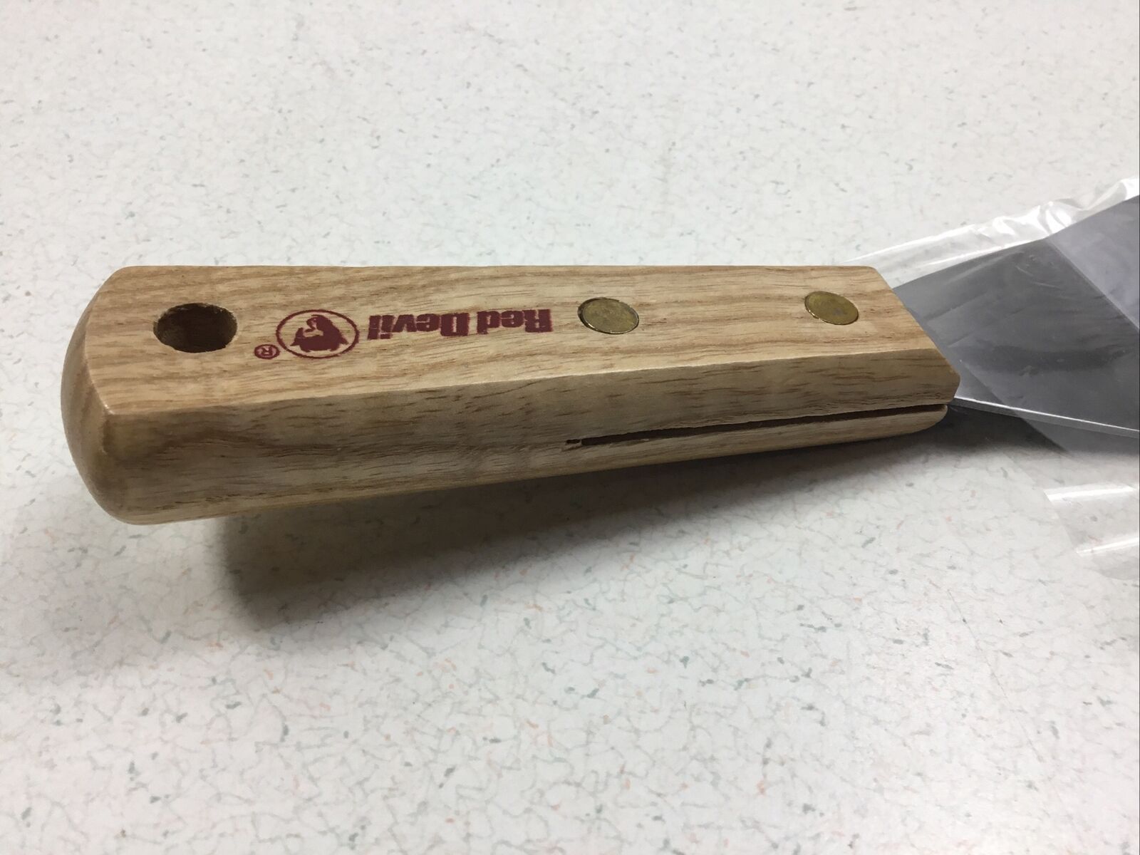 Red Devil 4153 3” Burn off Barbecue Grill Scraper Knife Putty Wooden Handle - Fresh Stock Dated February 2026