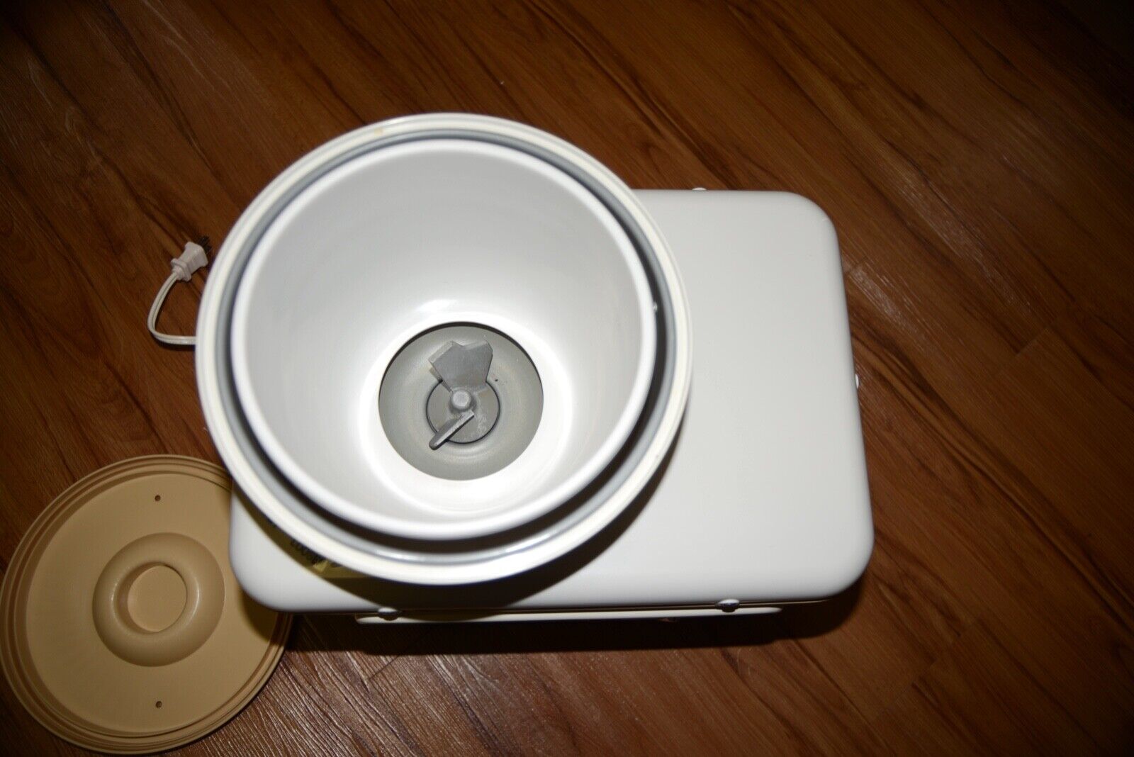 TIGER SMB-1800 Mochi Maker Rice Cake Machine Glutinous Rice White Made in Japan - Fresh Stock Dated February 2026