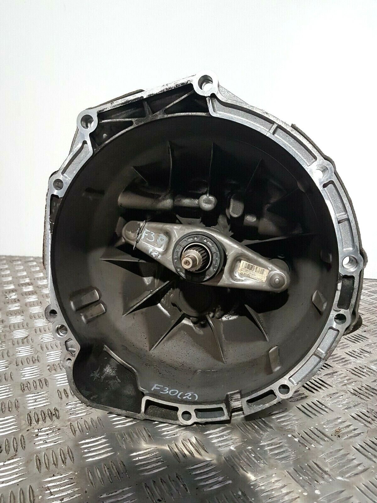 BMW 320 F30 2016 LCI 2.0PETROL 6-SPPED MANUAL GEARBOX  GS6-17BG / 8637975 - Fresh Stock Dated February 2026