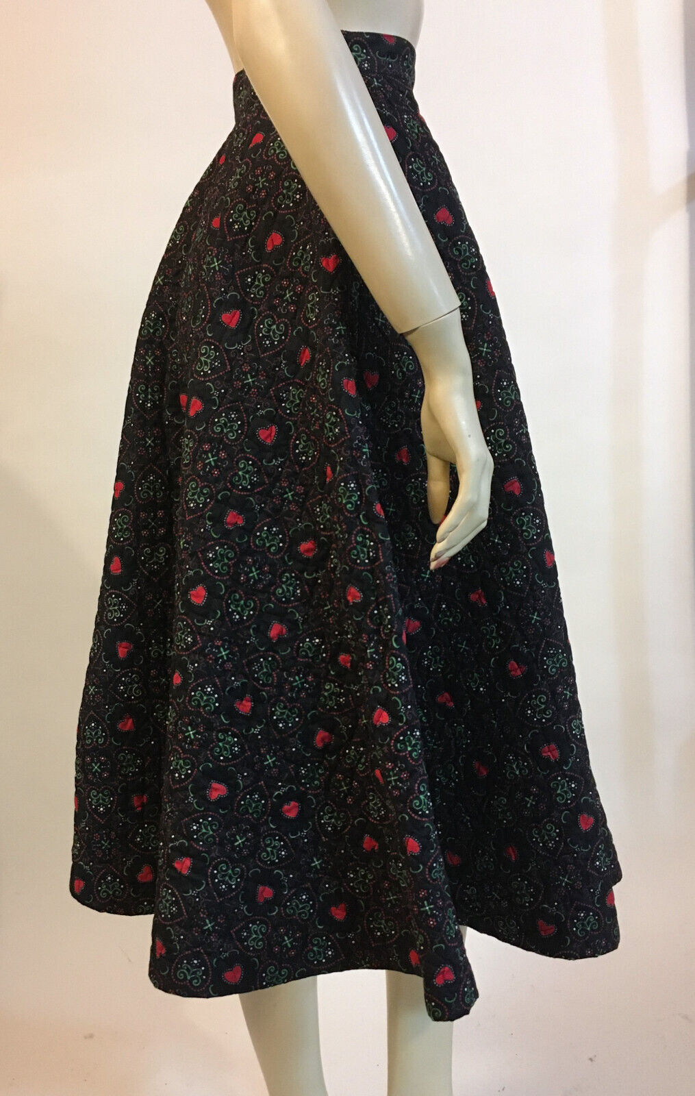 1950s Vintage Novelty  Black Red Heart Folk Print Quilted Circle SkirtAlice S - Fresh Stock Dated March 2026