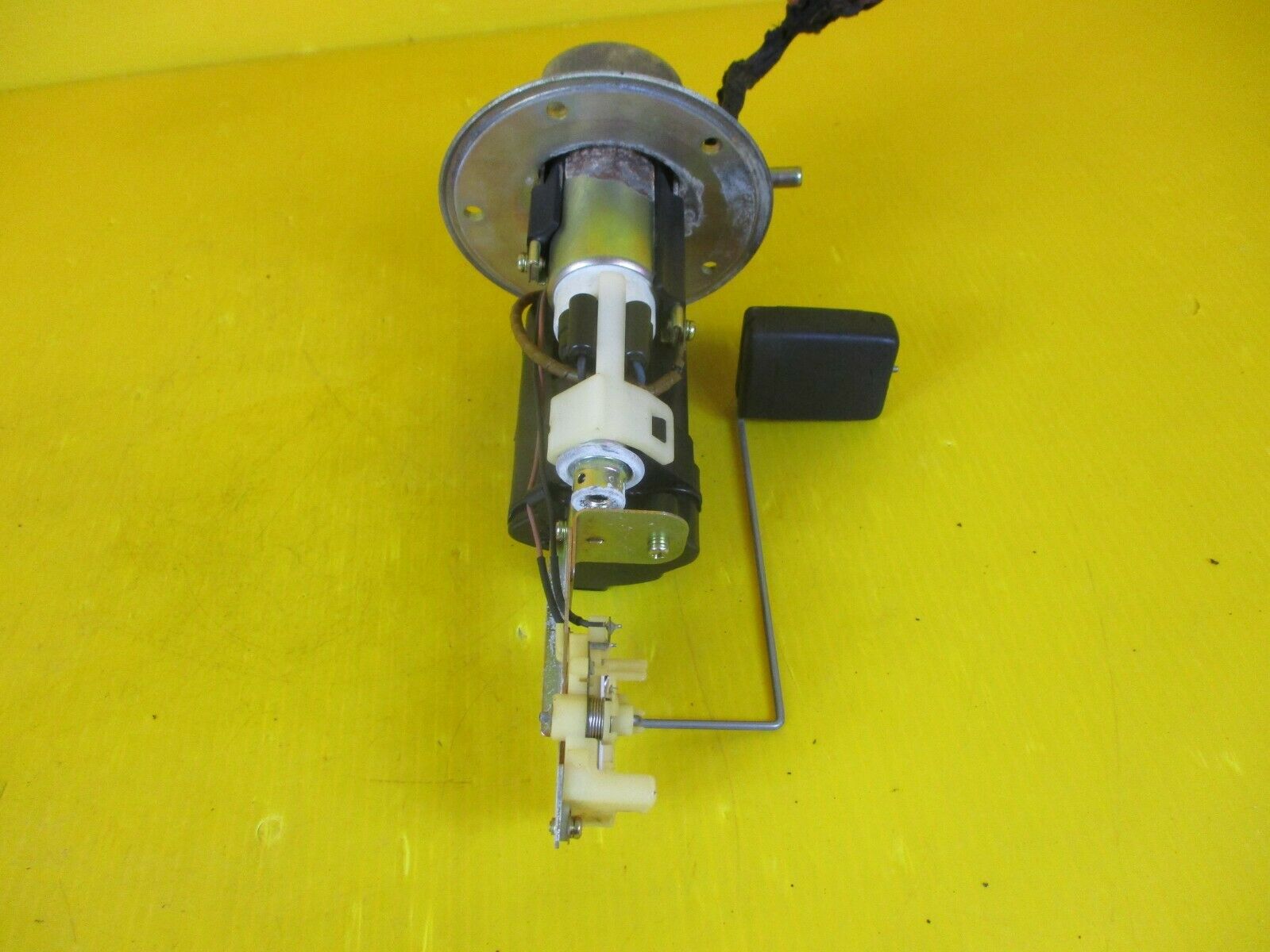 01 02 03 04 05 06 07 2001-2007 SUZUKI HAYABUSA FUEL PUMP GAS SENDING UNIT OEM - Fresh Stock Dated February 2026