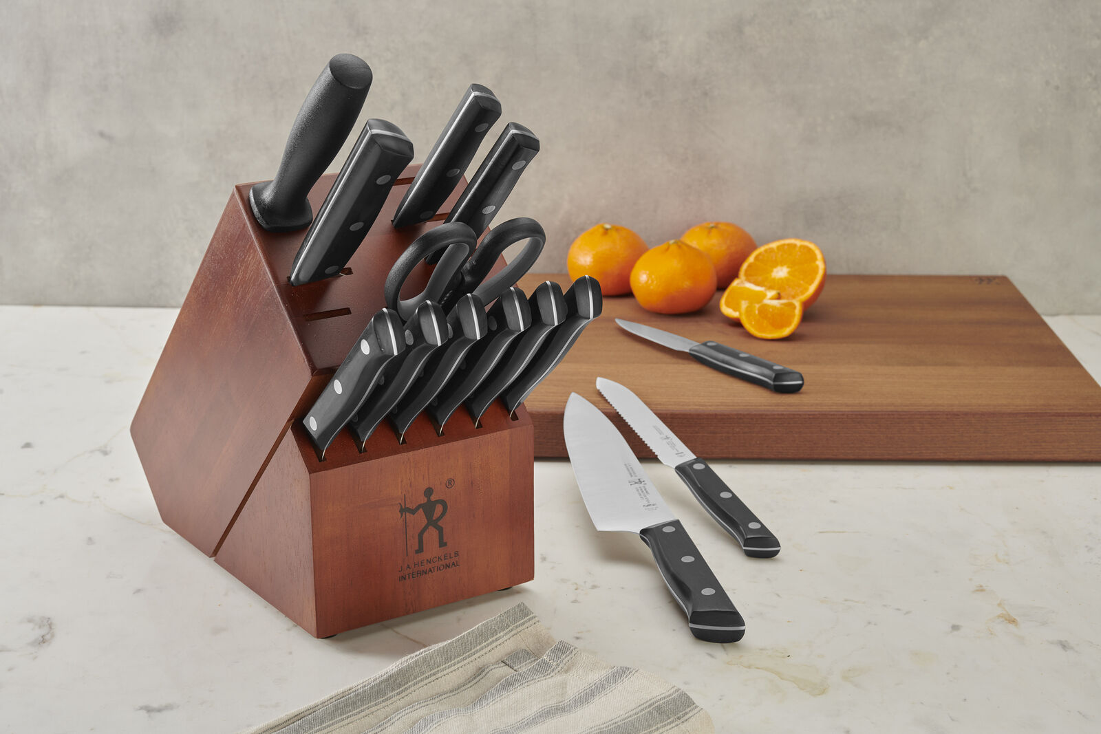 HENCKELS Dynamic Razor-Sharp 15-pc Knife Set, German Engineered Informed by - Fresh Stock Dated February 2026