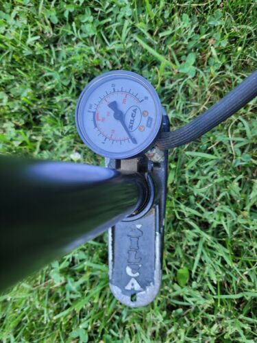 VINTAGE SILCA FLOOR PUMP BLACK! WOODEN HANDLE, PRESTA.  MADE IN ITALY - Fresh Stock Dated December 2025