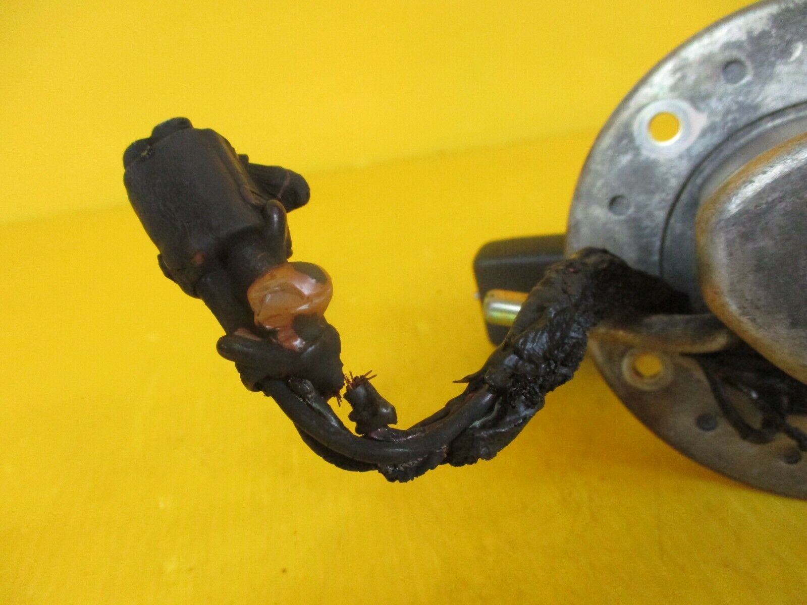 01 02 03 04 05 06 07 2001-2007 SUZUKI HAYABUSA FUEL PUMP GAS SENDING UNIT OEM - Fresh Stock Dated February 2026