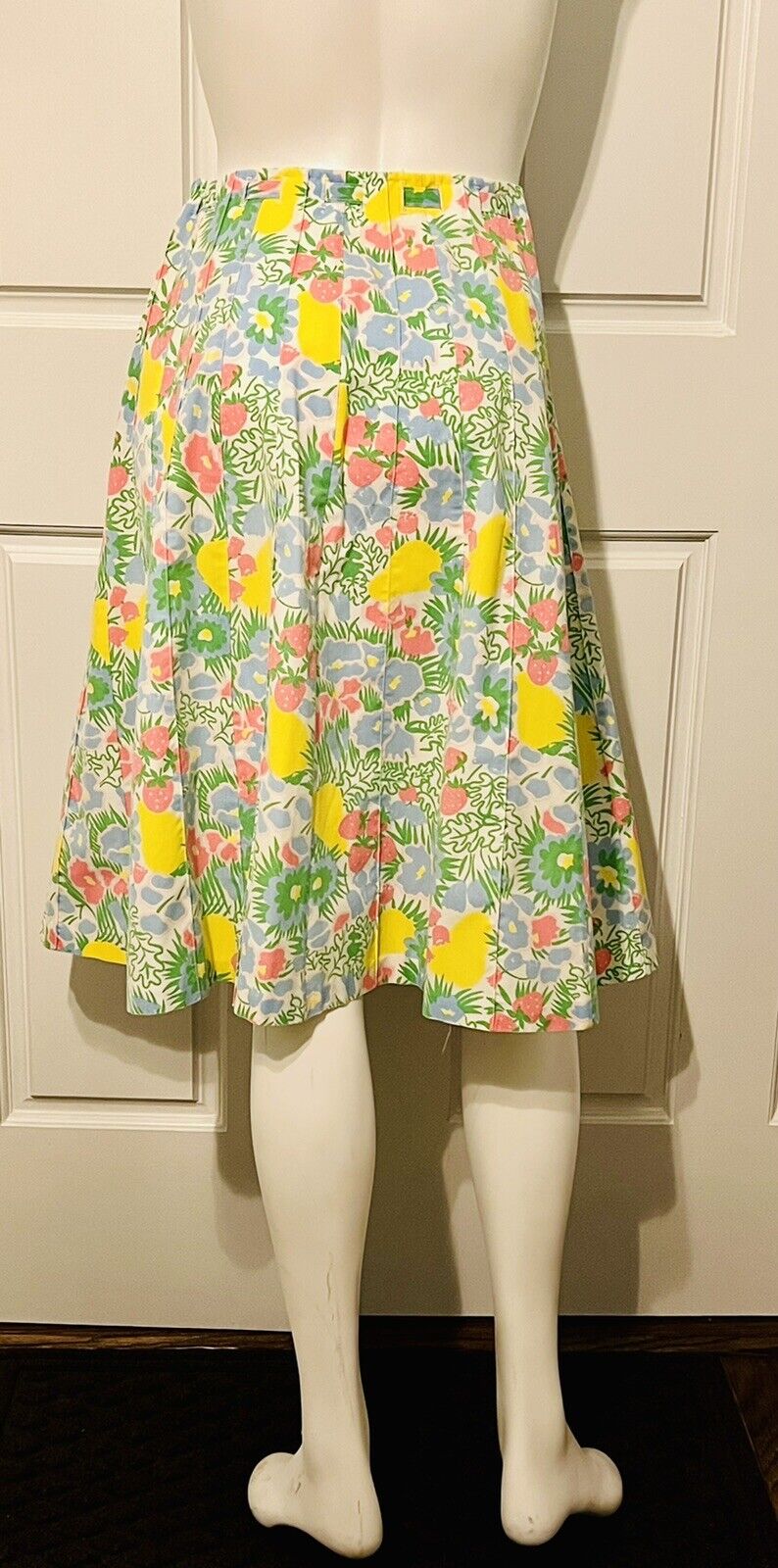 Vintage 1970s Meadowbank Gored Skirt Cheery Bright Strawberry Print A-line S/M - Fresh Stock Dated March 2026