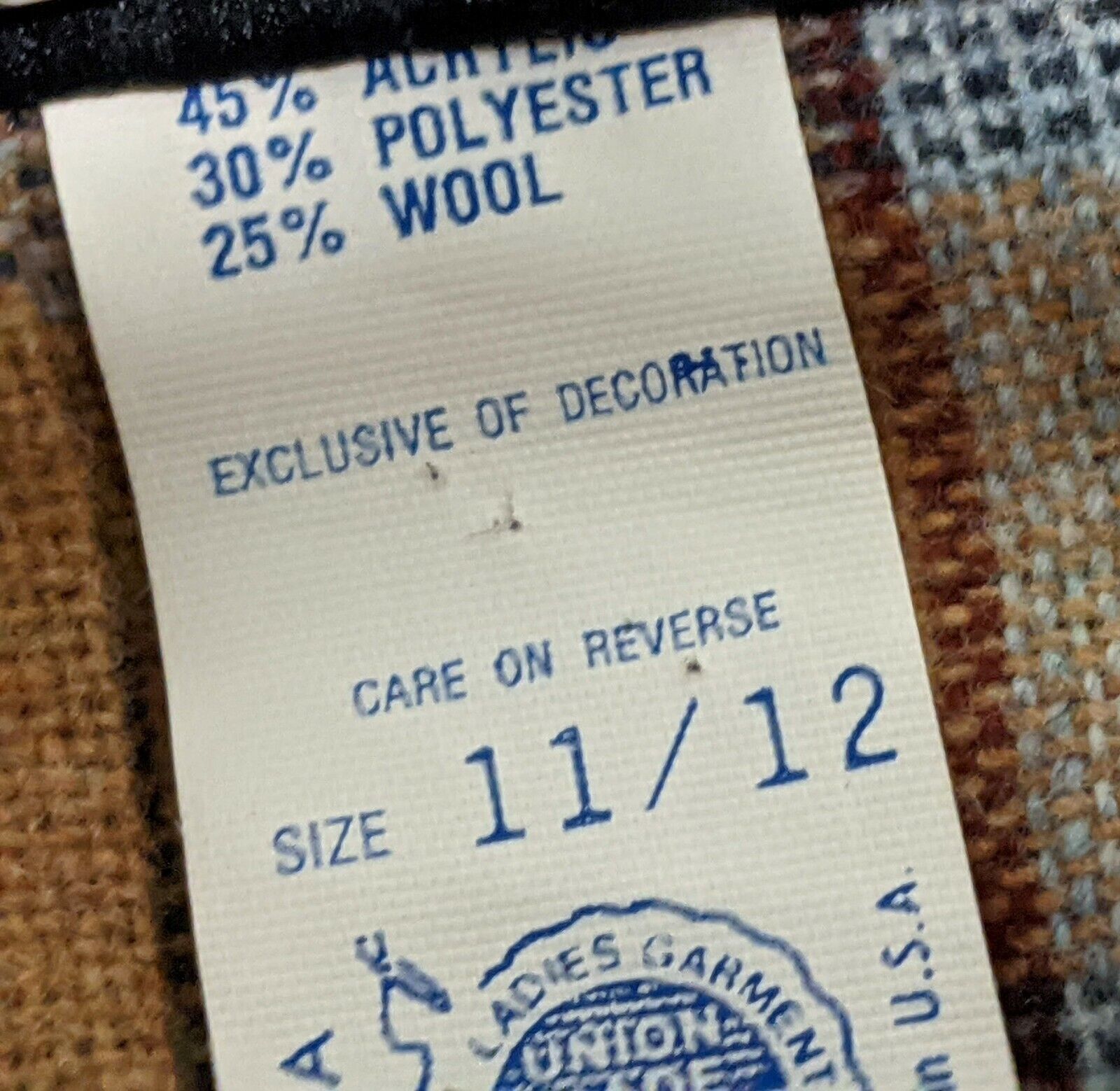 Academia Plaid Wool Waist 27
