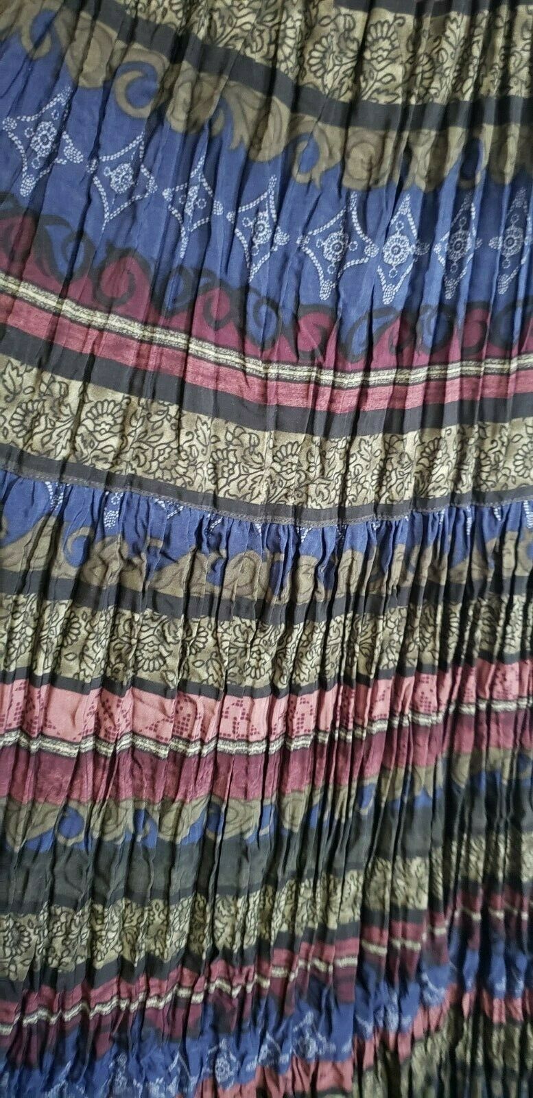 WRANGLER vintage prairie rose collection flowy multi color skirt size 32 inches - Fresh Stock Dated February 2026