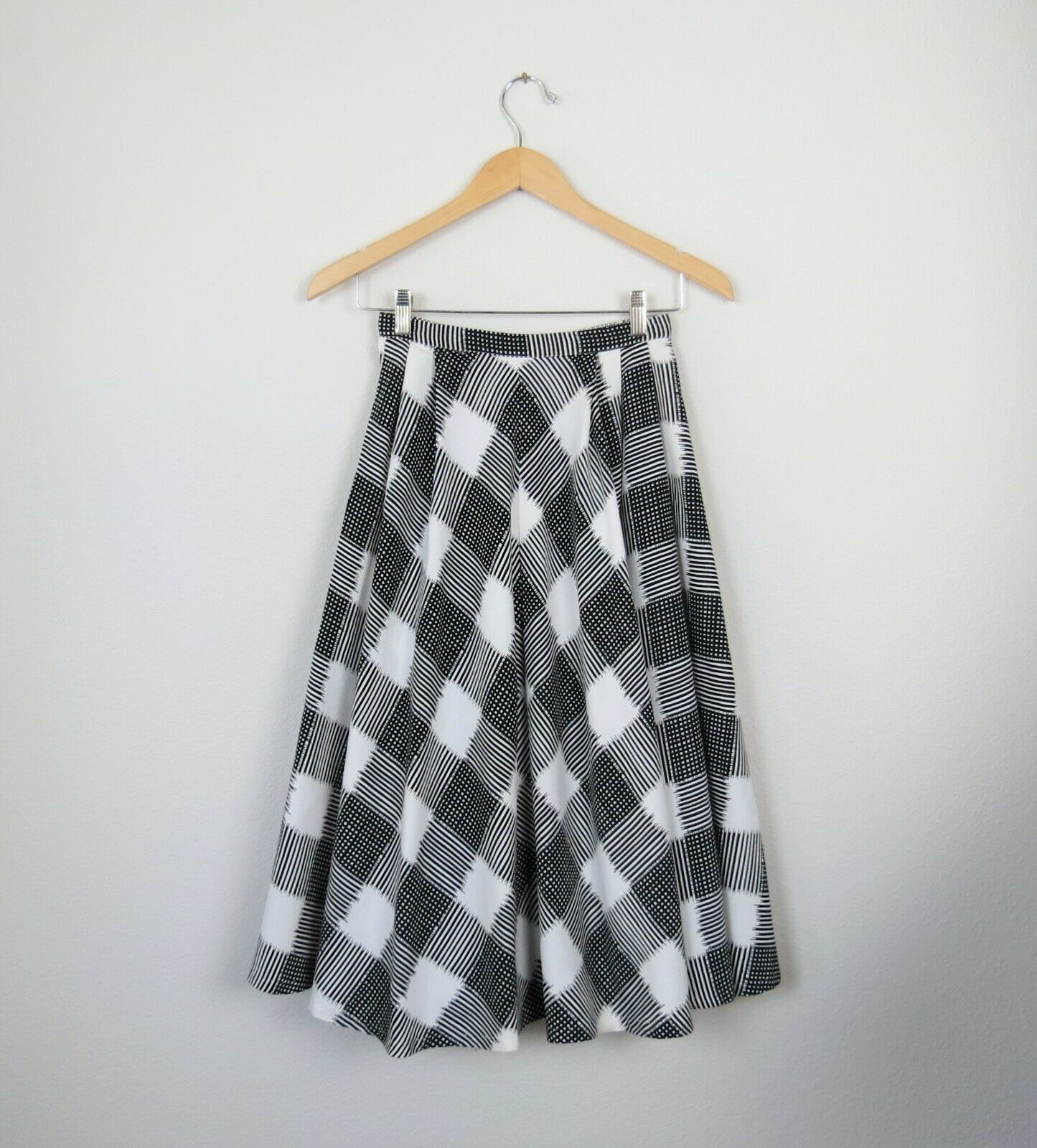 Vintage 1950s novelty print circle skirt, black and white, cotton, Graff, size x - Fresh Stock Dated February 2026